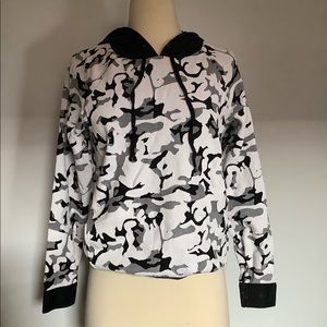 black & white camo pullover/hoodie